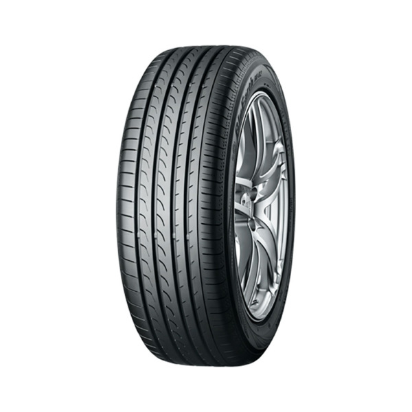 235/65 R17 108V YOKOHAMA RV02